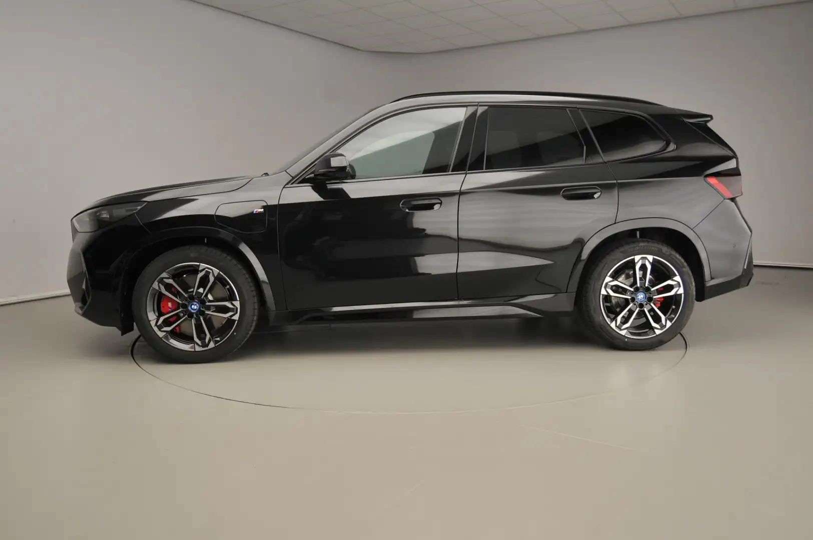 BMW X1 xDrive25e M-Sportpakket / Comfortpack / Travelpack Zwart - 2