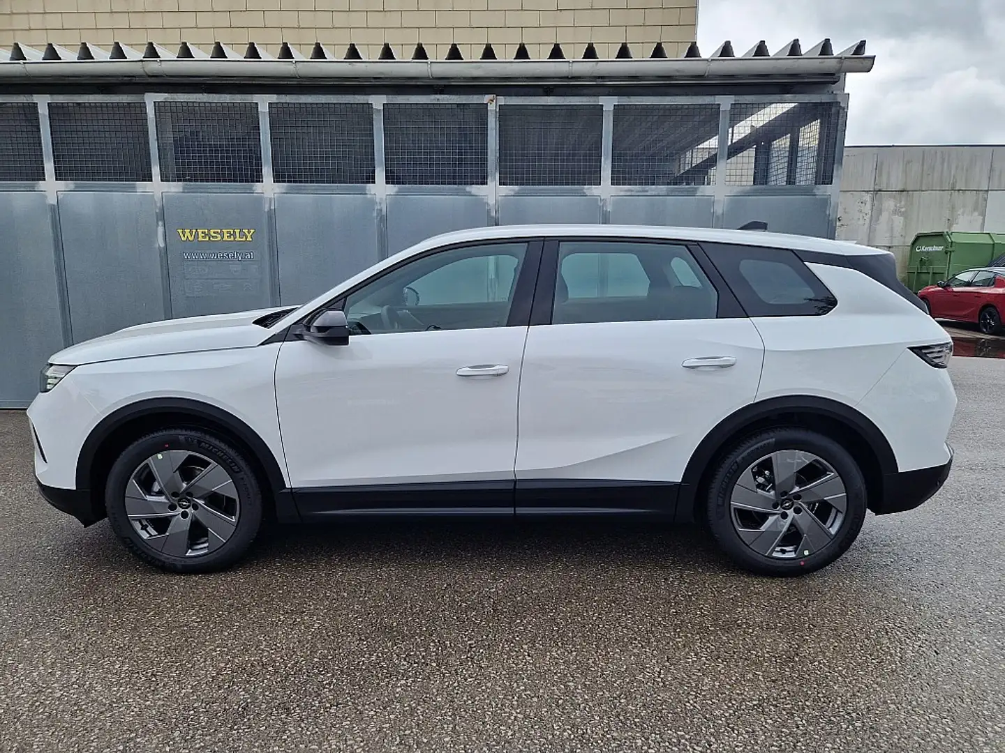 Opel Grandland 1,2 Edition Aut. Weiß - 2