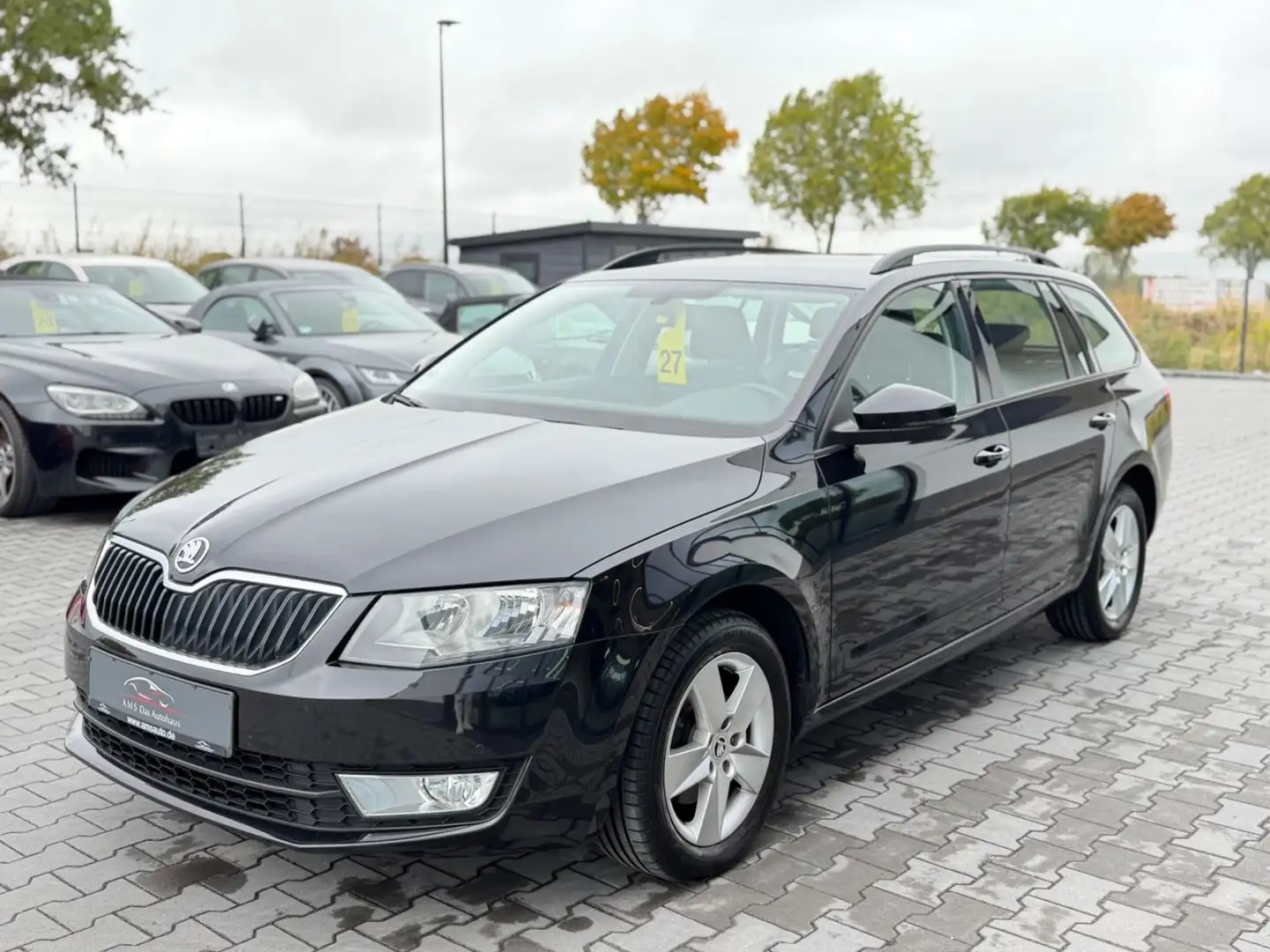 Skoda Octavia 1.4 TSI Combi Ambition Schwarz - 1