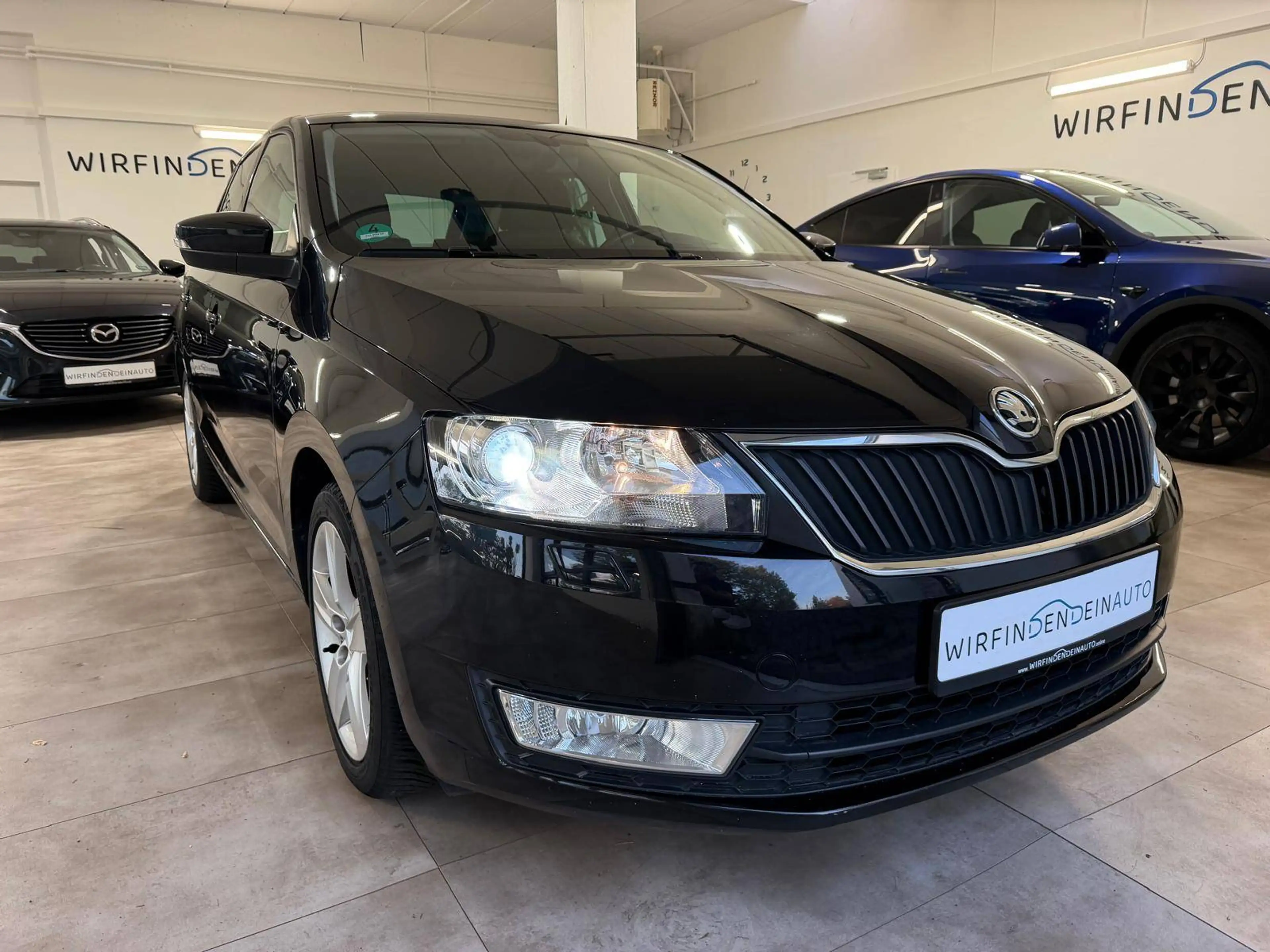 Skoda Rapid/Spaceback Joy*NAVI*Xenon*AHK*PDC*Tempo*Service NEU — photo 2
