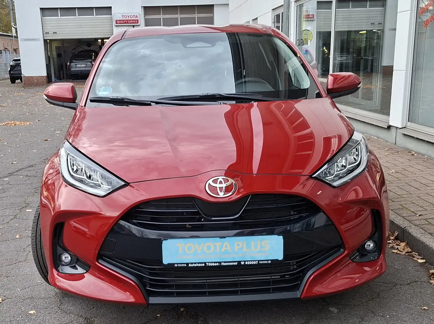 Toyota Yaris Hybrid Team D+ Comfort P.+Winterräder+Garantie Rouge - 2