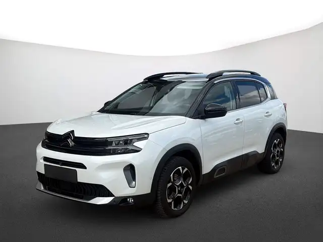Citroen C5 Aircross view 2