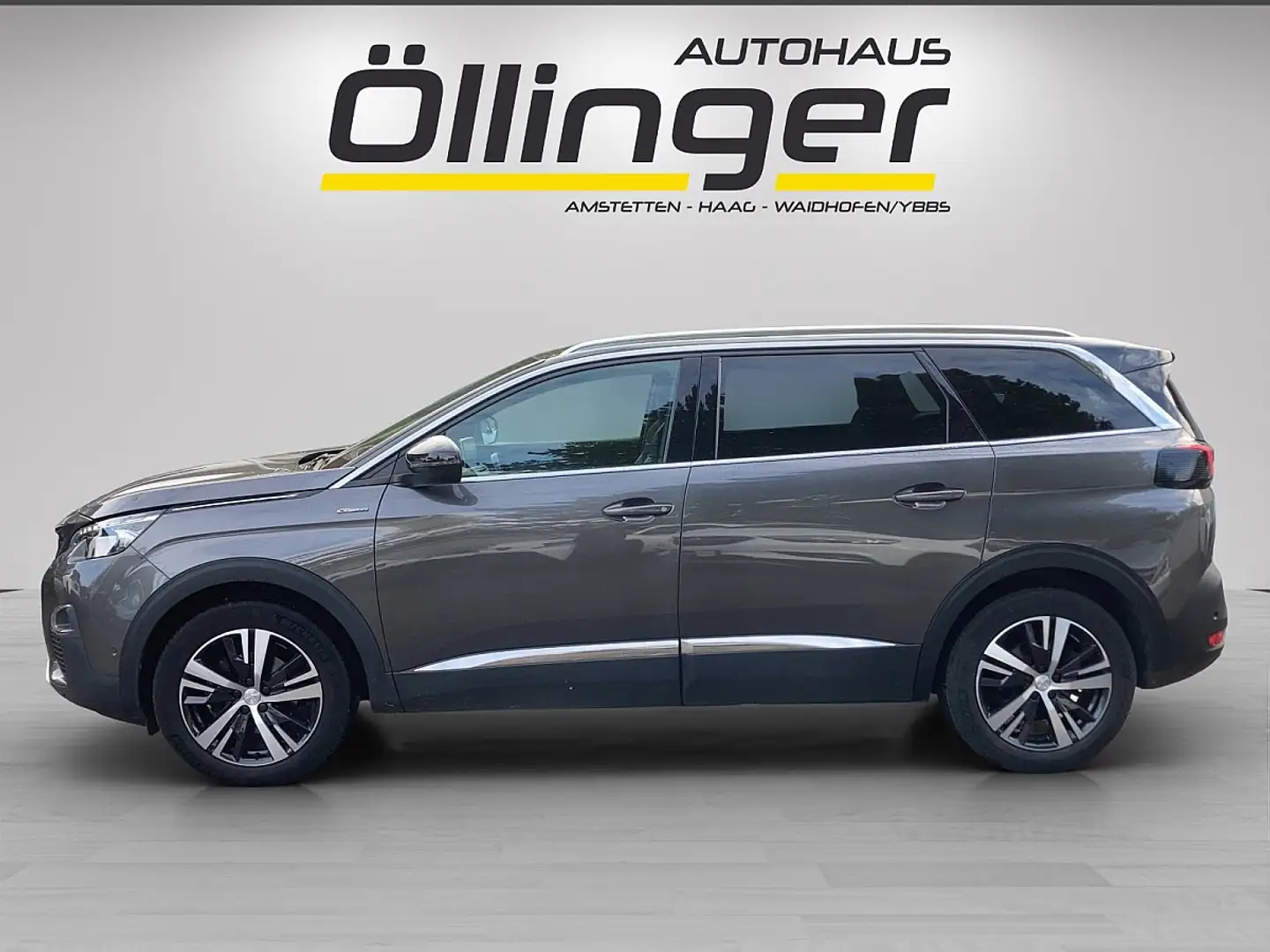 Peugeot 5008 1,5 BlueHDI 130 S&S EAT8 GT-Line Aut. Grau - 2