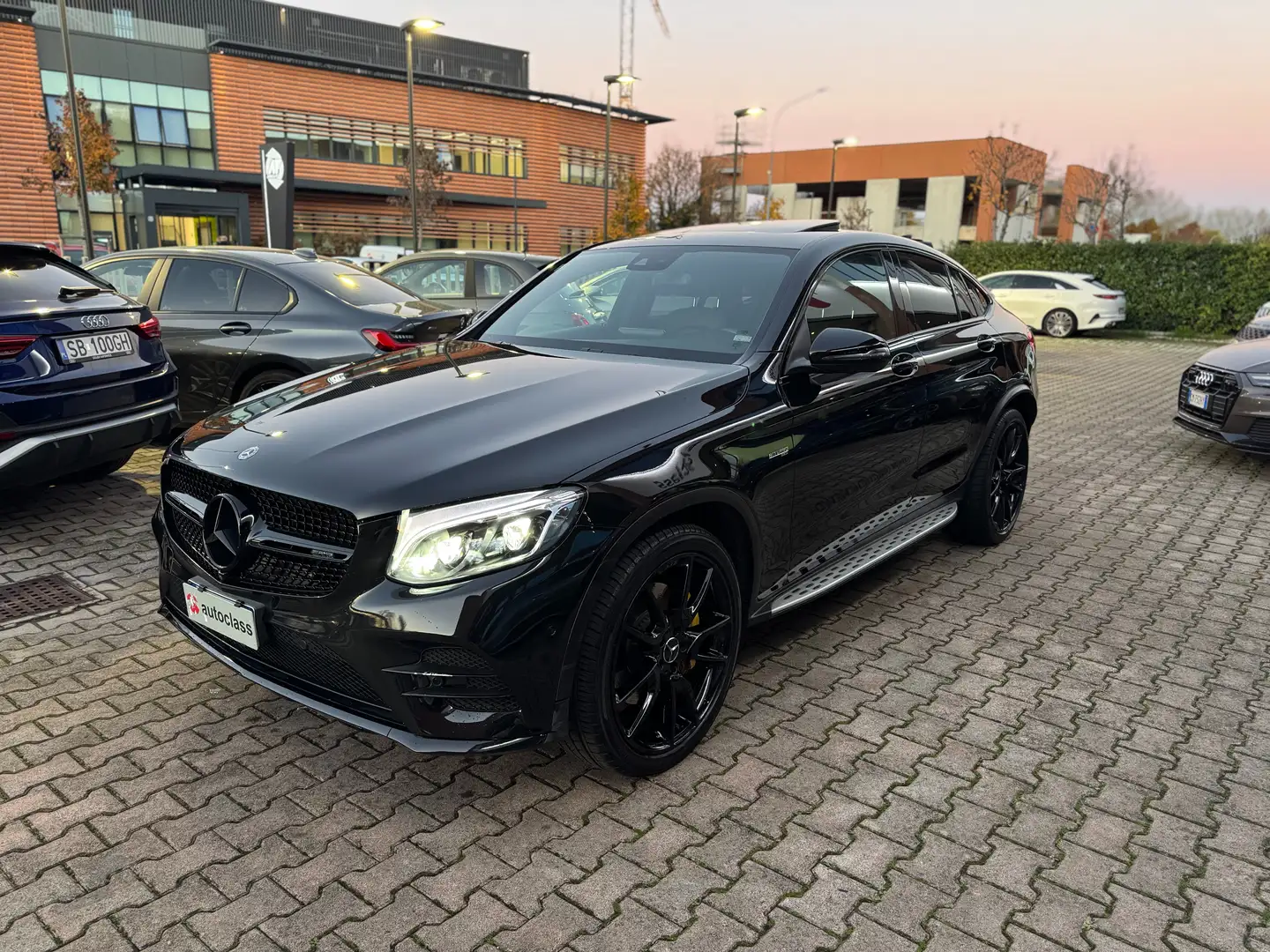 Mercedes-Benz GLC 43 AMG GLC Coupe - C253 Coupe 4matic auto TETTO BURMESTER Schwarz - 2