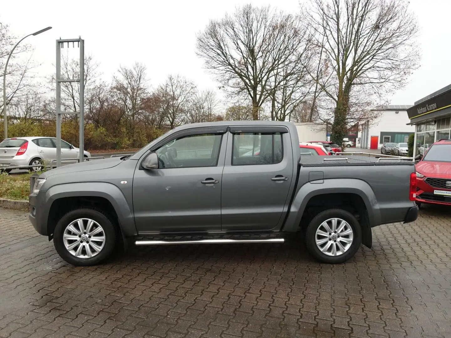 Volkswagen Amarok Trendline 4Motion Navi AHK SHZ Checkheft Gris - 2