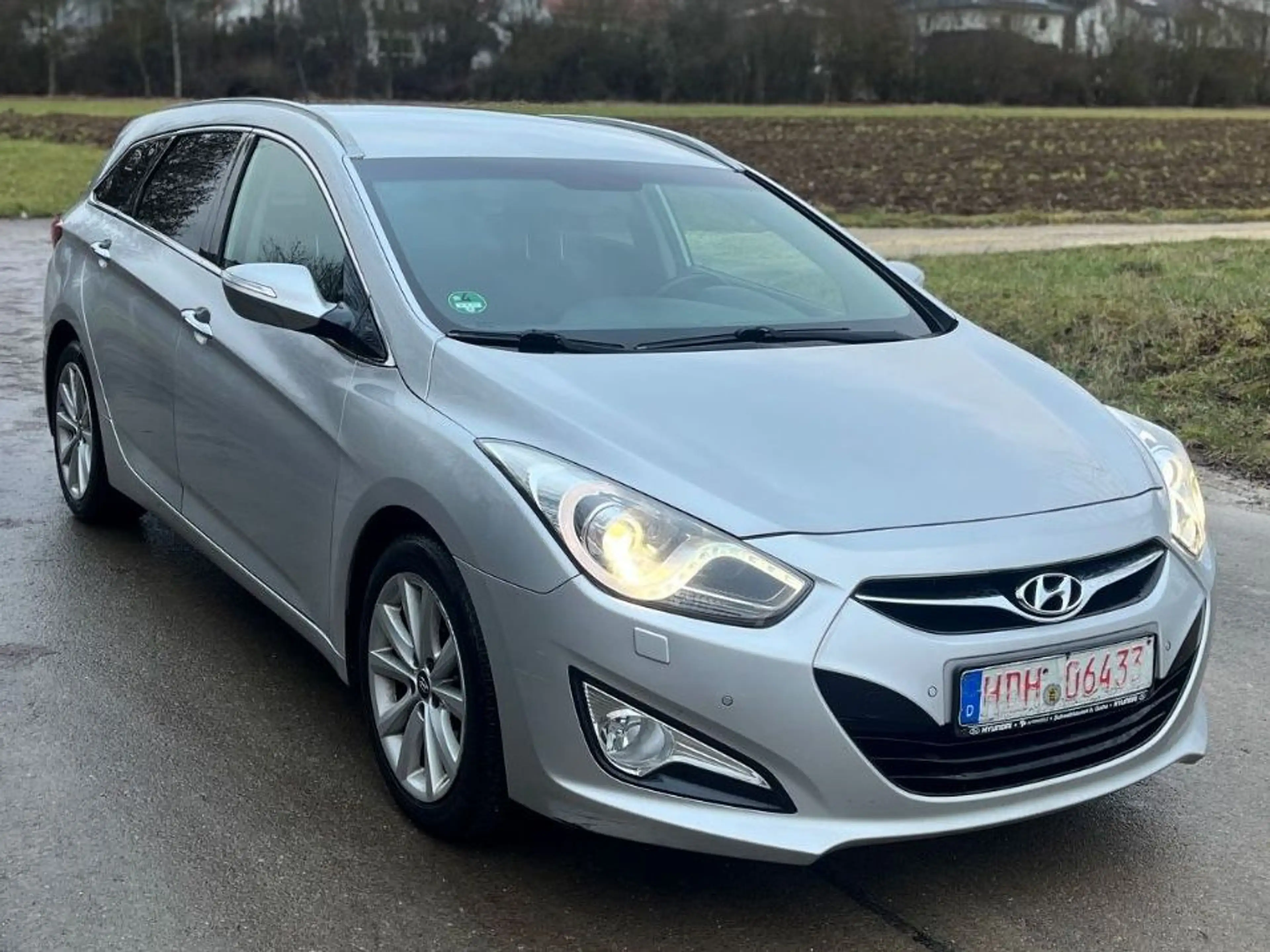 Hyundai i40 Automatik EU5 Sitz Heiz. Rückfahr Kamera — photo 3