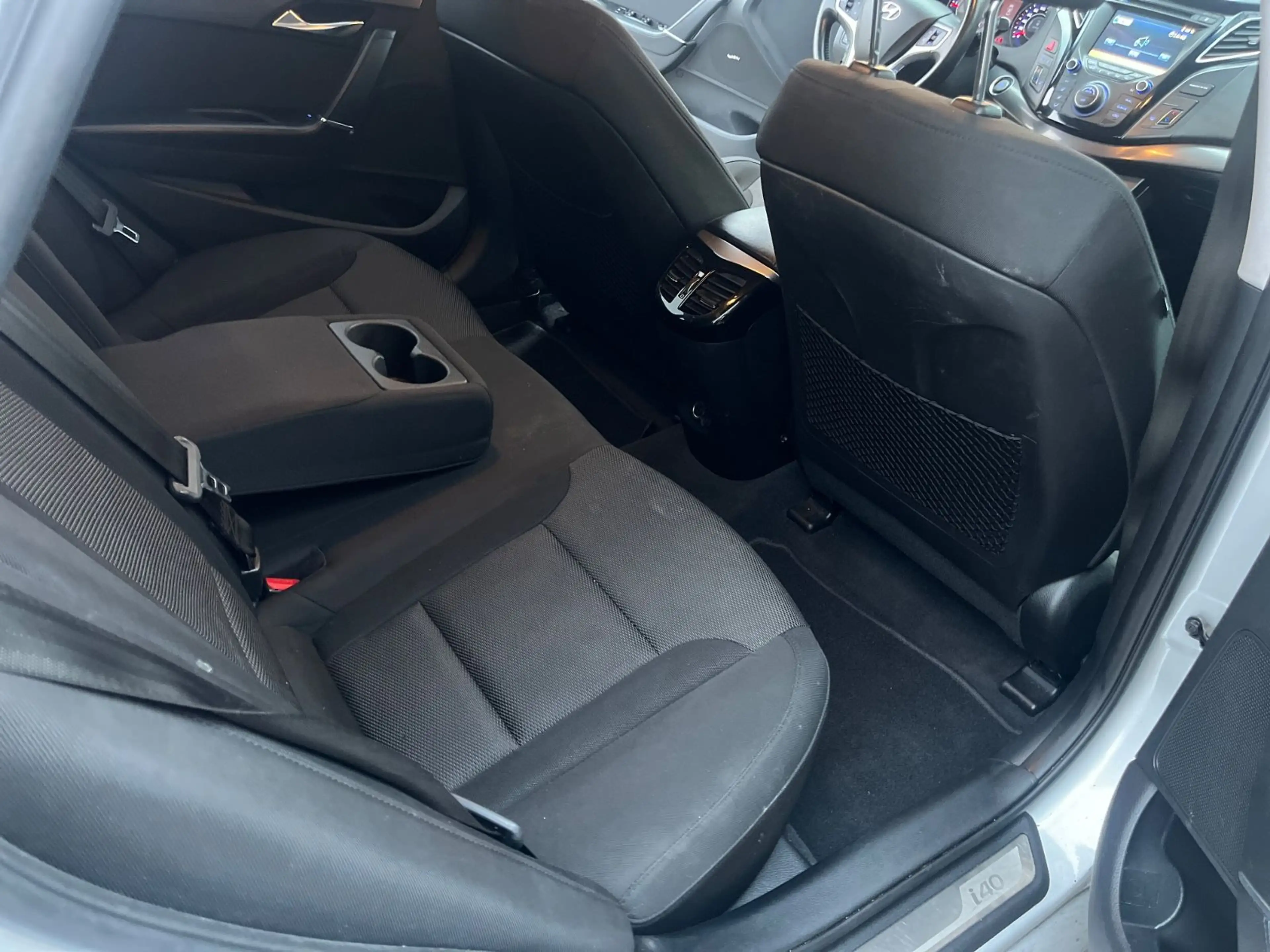 Hyundai i40 Automatik EU5 Sitz Heiz. Rückfahr Kamera — photo 11