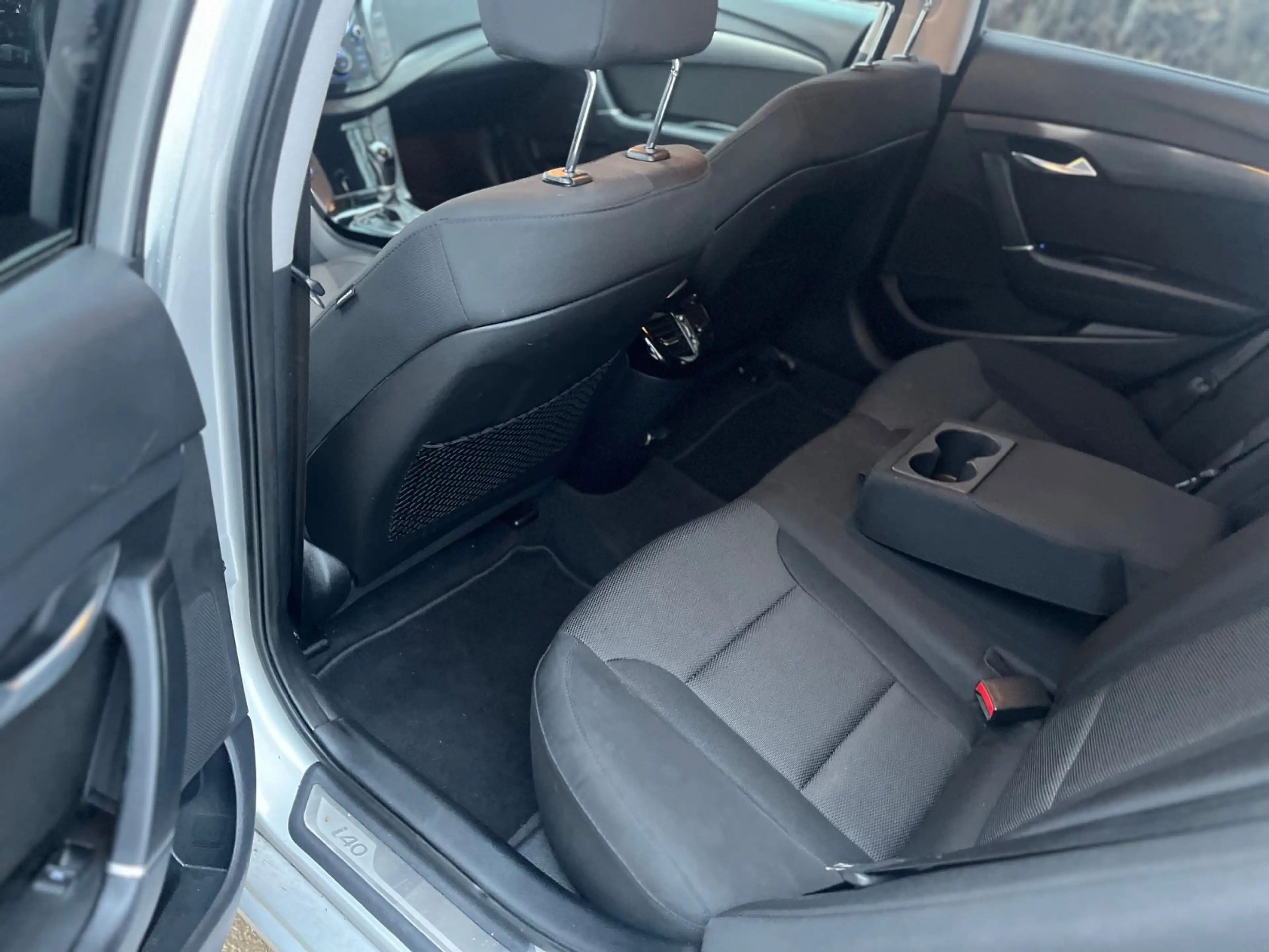 Hyundai i40 Automatik EU5 Sitz Heiz. Rückfahr Kamera — photo 10