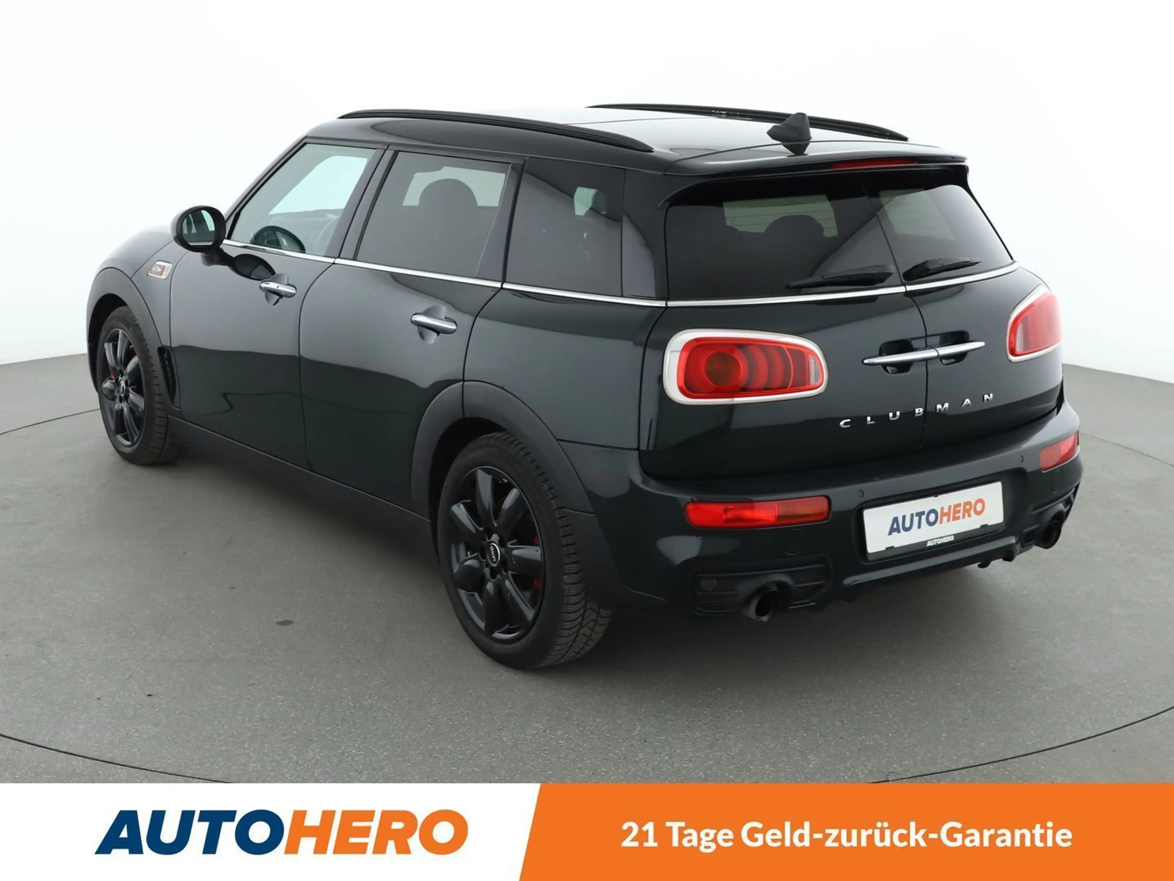 MINI John Cooper Works Clubman John Cooper Works ALL4 Aut.*NAVI*LED*HUD*PDC* — photo 4