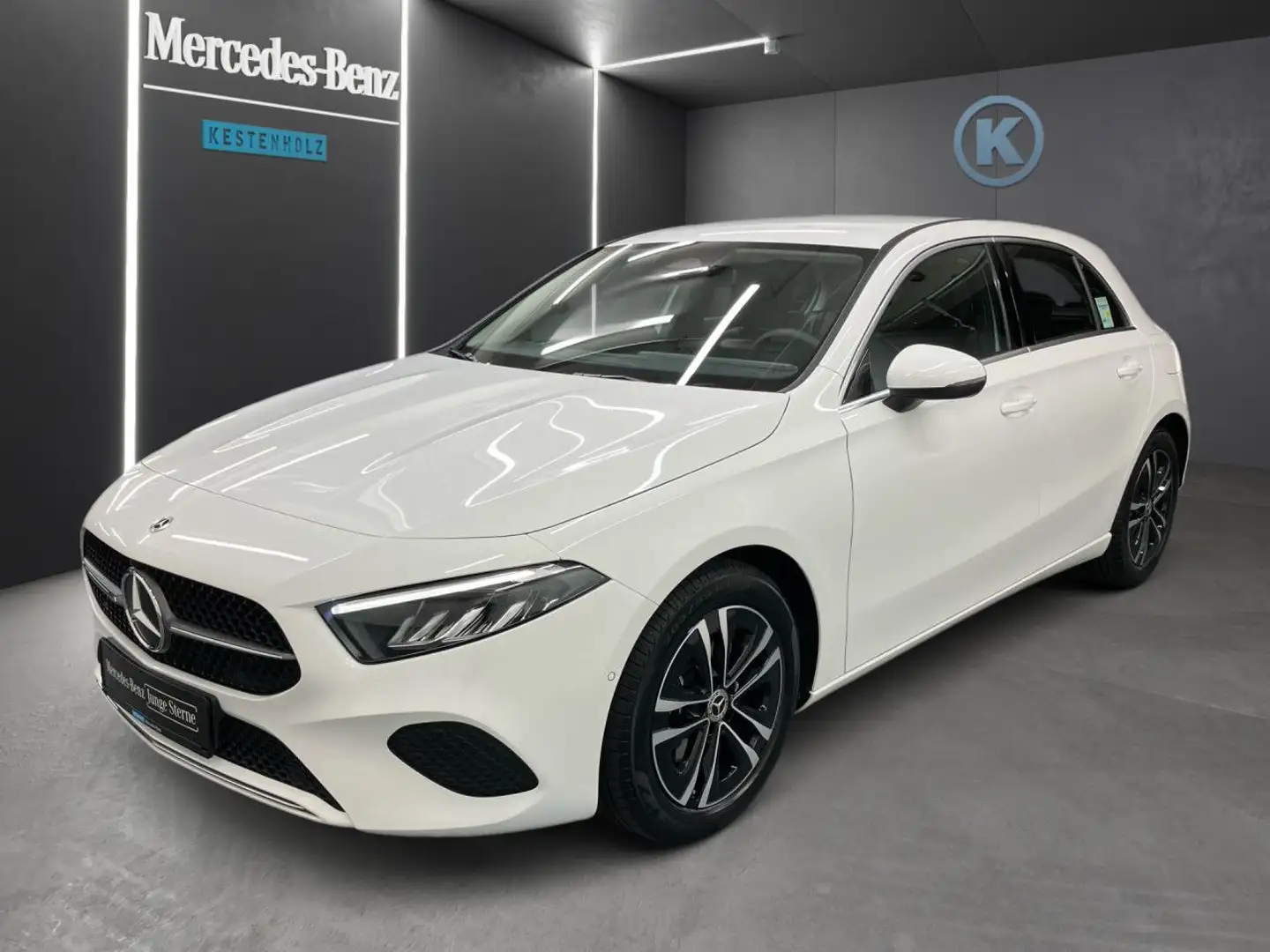 Mercedes-Benz A 180 PROGRESSIVE+PARKTRONIC+DAB+LED Weiß - 2