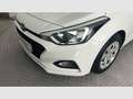 Hyundai i20 1.2 MPI Essence LE Blanc - thumbnail 17