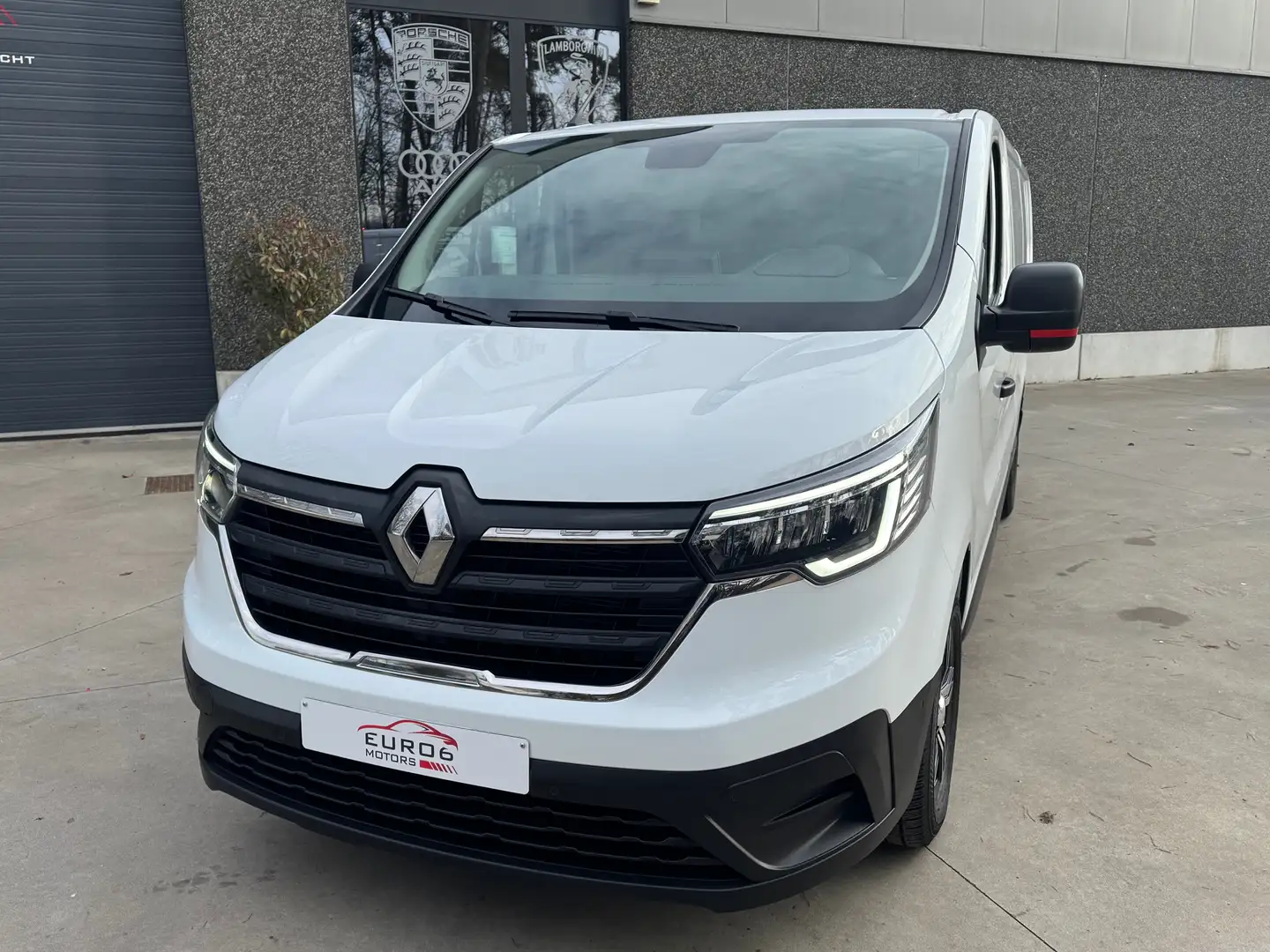 Renault Trafic Trafic Blue dCi 130 L2H1 Komfort Blanc - 2