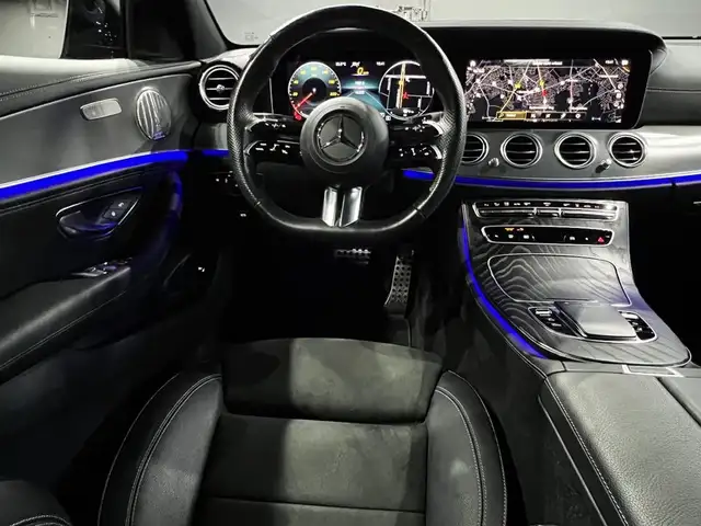 Mercedes-Benz 300 view 14