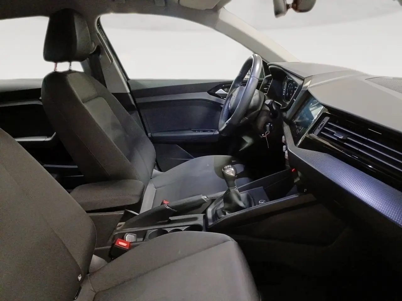 Audi A1 sportback 30 1.0 tfsi admired 110cv 11