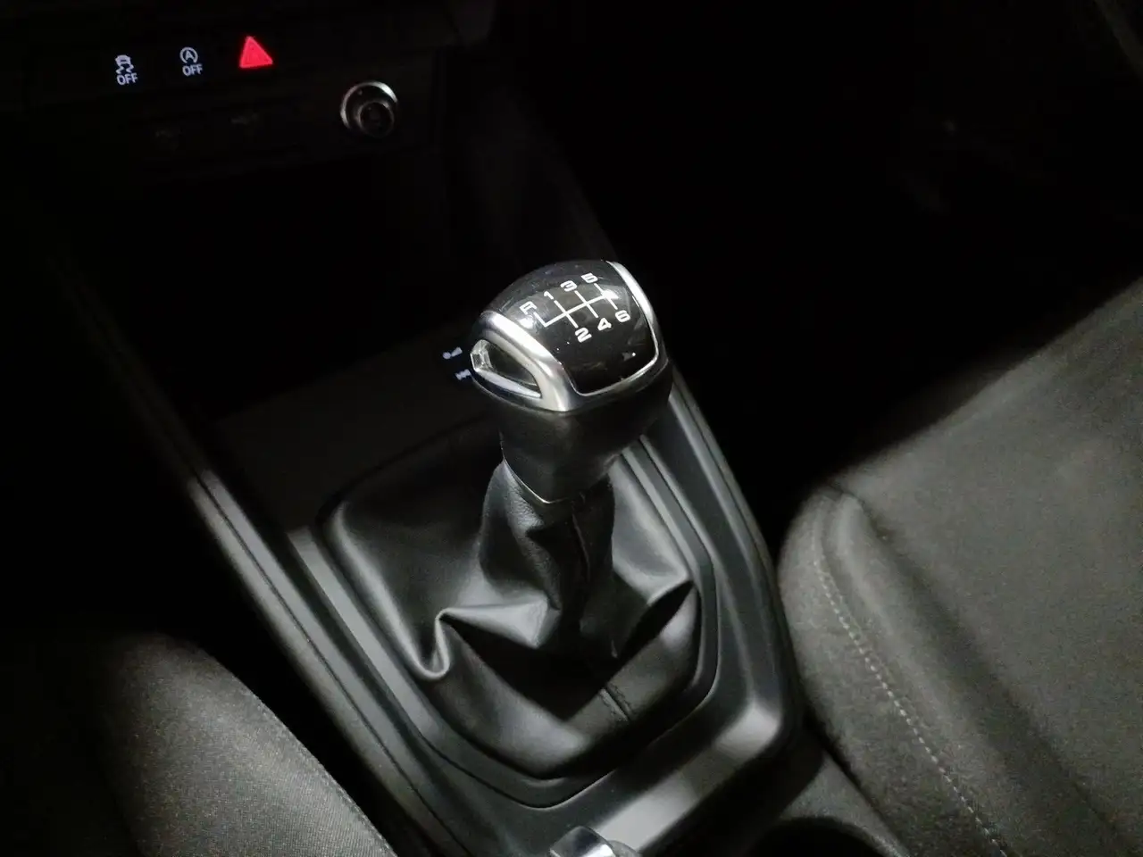 Audi A1 sportback 30 1.0 tfsi admired 110cv 14