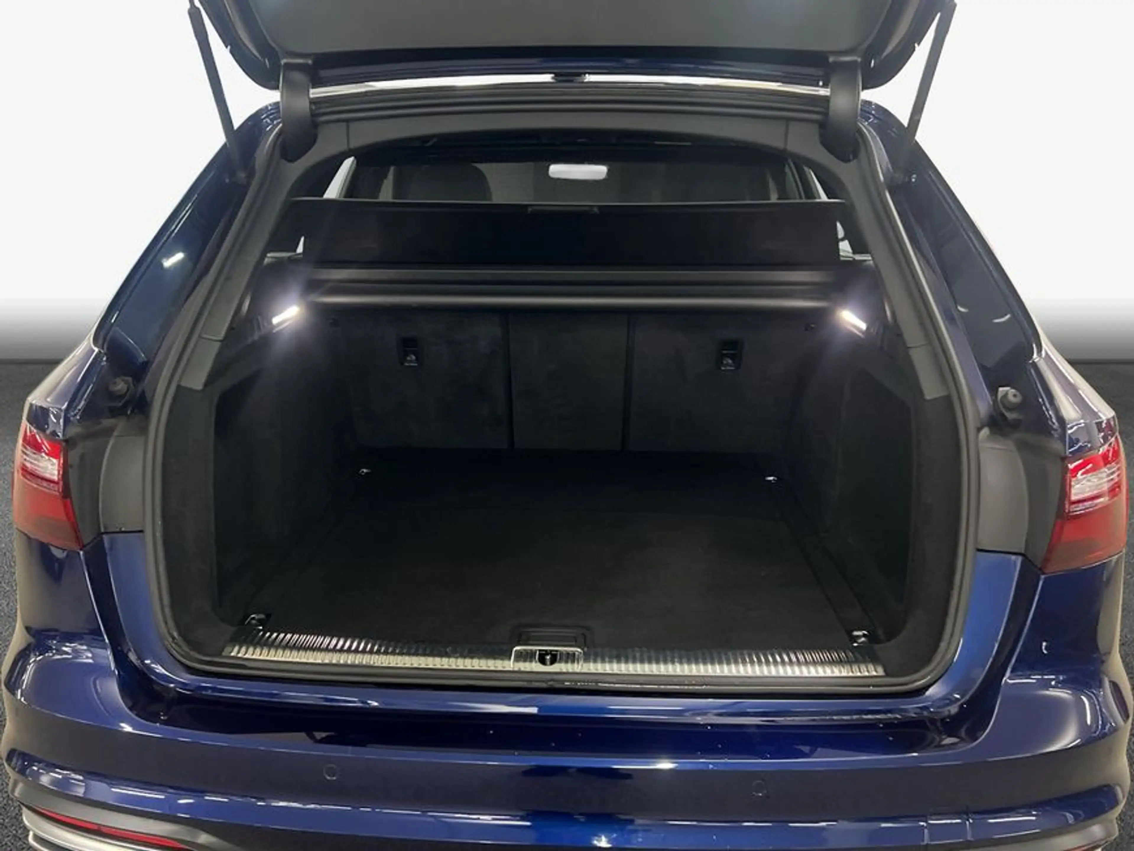 Audi A4 Avant 30 TDI S tronic advanced Navi — photo 8