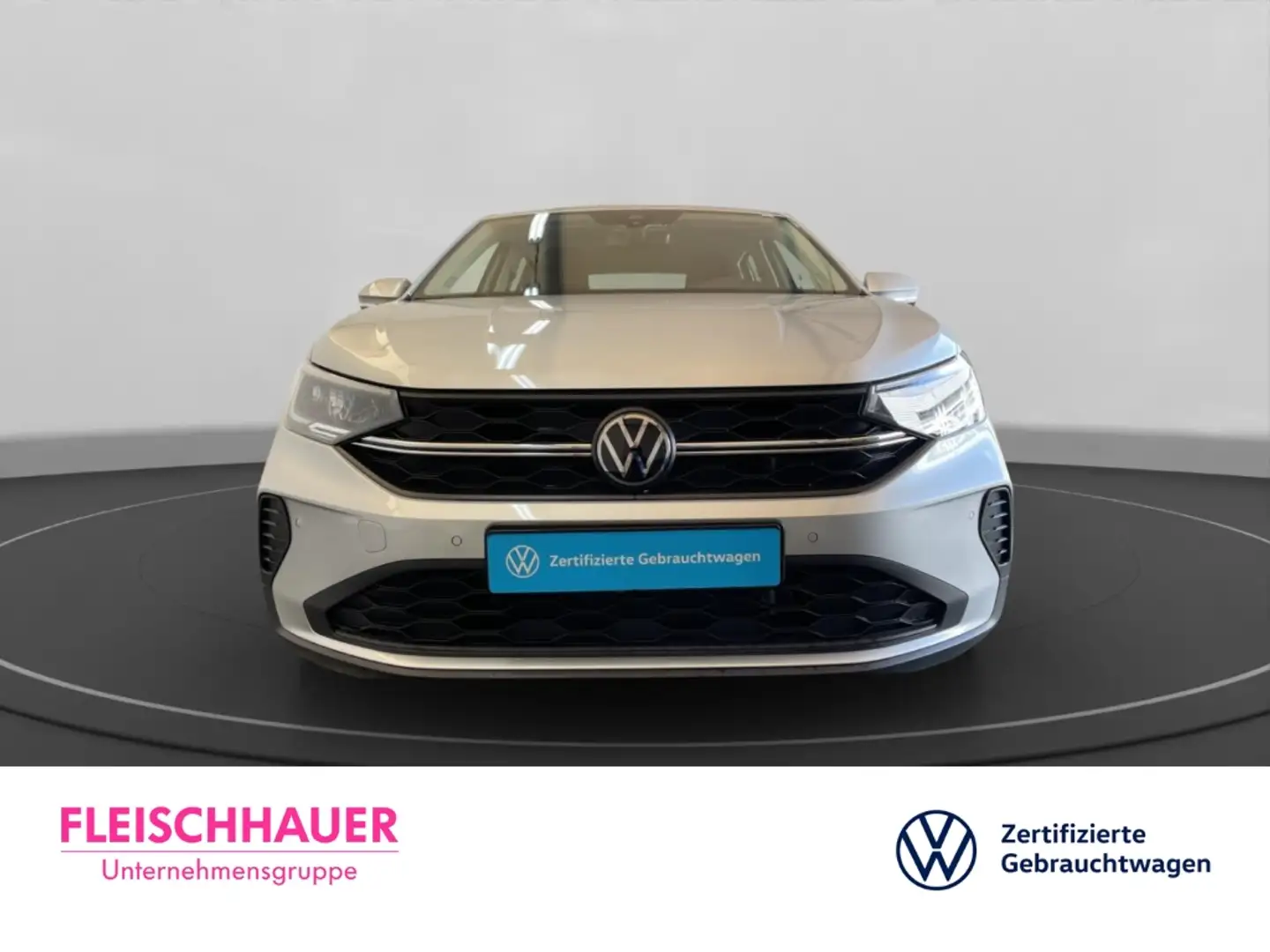 Volkswagen Taigo 1.0 TSI LED DAB SHZ Spurhalteass. PDCv+h Kinders. Plateado - 2