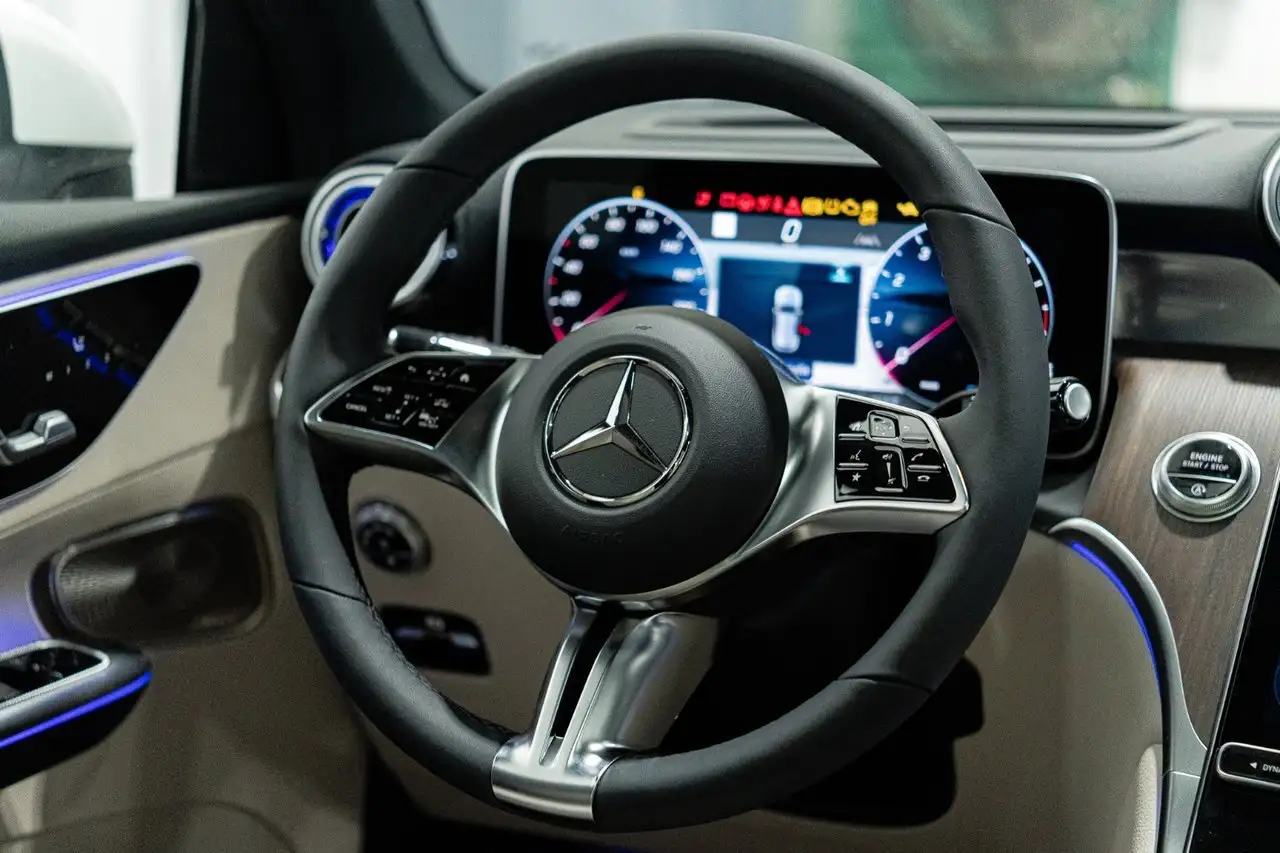 Mercedes-Benz GLC fotografie Mercedes-Benz GLC