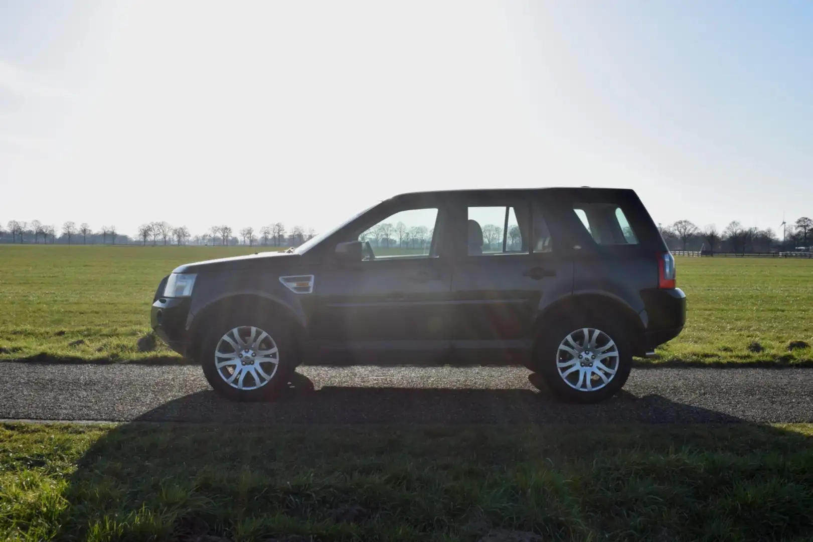 Land Rover Freelander 3.2 i6 HSE Zwart - 2