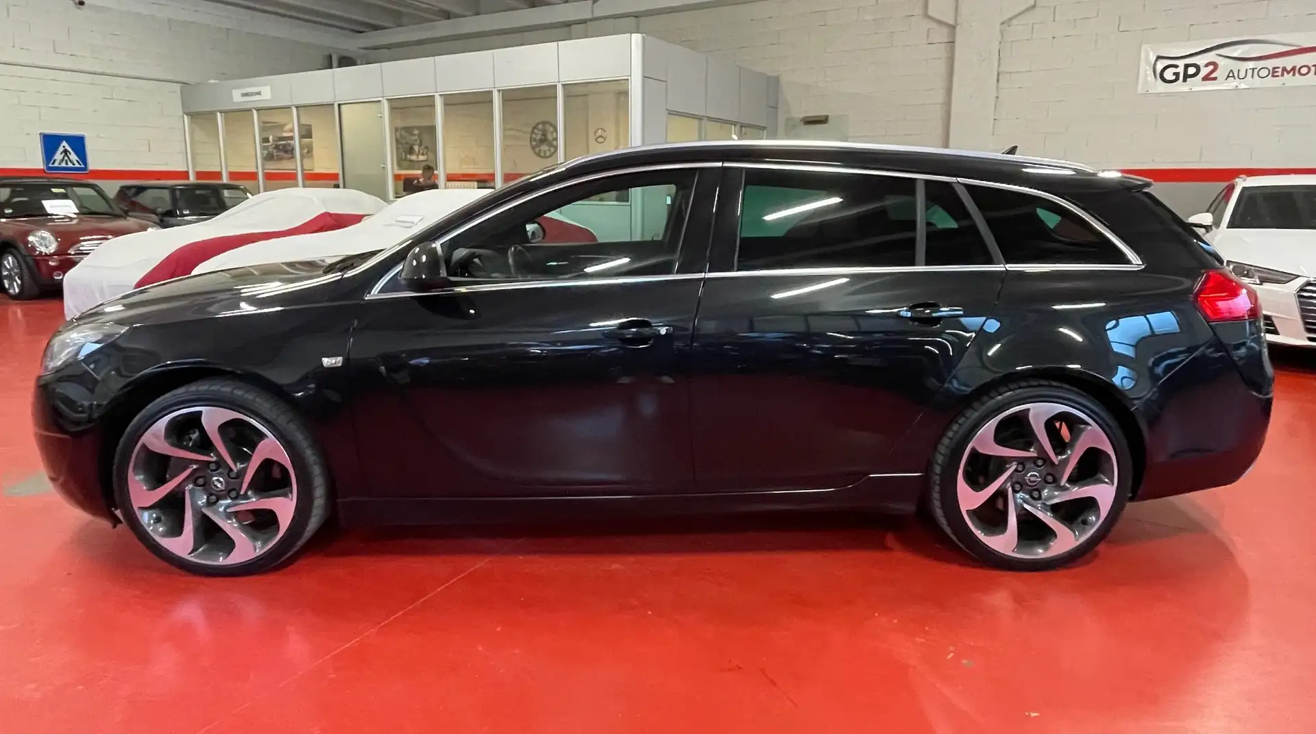 Opel Insignia OPC 2.8 V6 TURBO 4X4 325CV Nero - 2