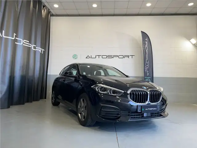 BMW 118 118 i 5p. Business Advantage
