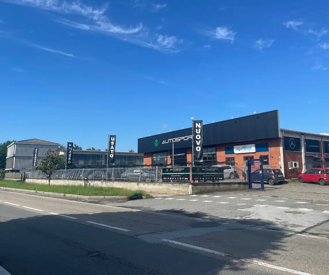 BMW 118 118 i 5p. Business Advantage 15