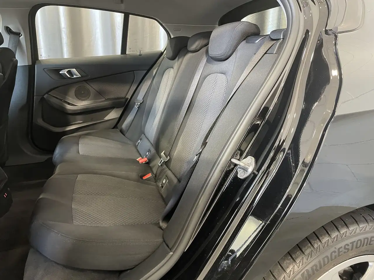 BMW 118 118 i 5p. Business Advantage 10