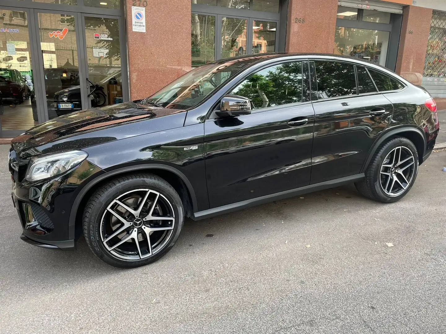 Mercedes-Benz GLE 43 AMG GLE Coupe 43 (450) AMG Sport 4matic auto Noir - 1