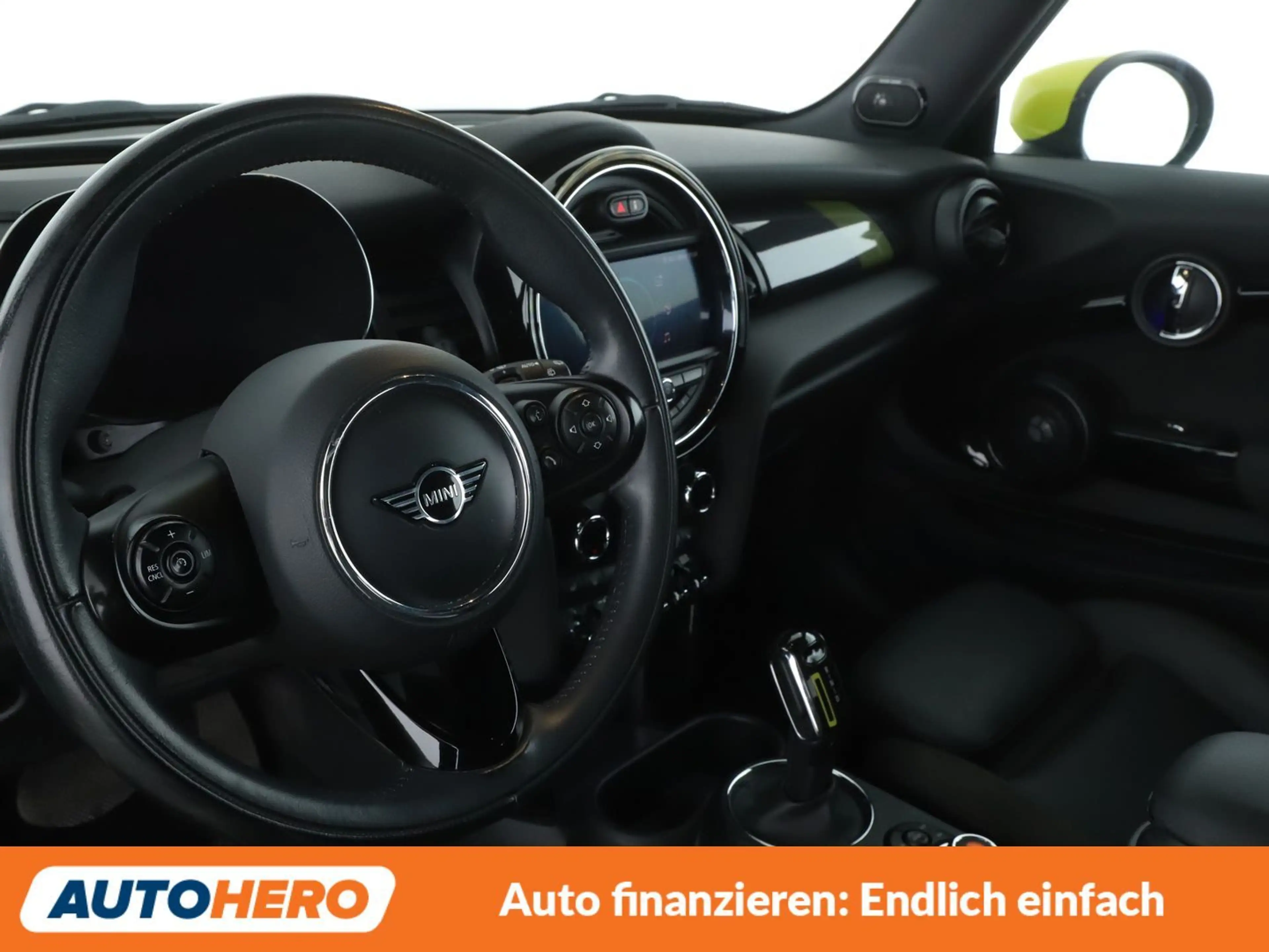 MINI Cooper SE Cooper SE Trim L Aut.*NAVI*TEMPO*PDC*SHZ* — photo 11
