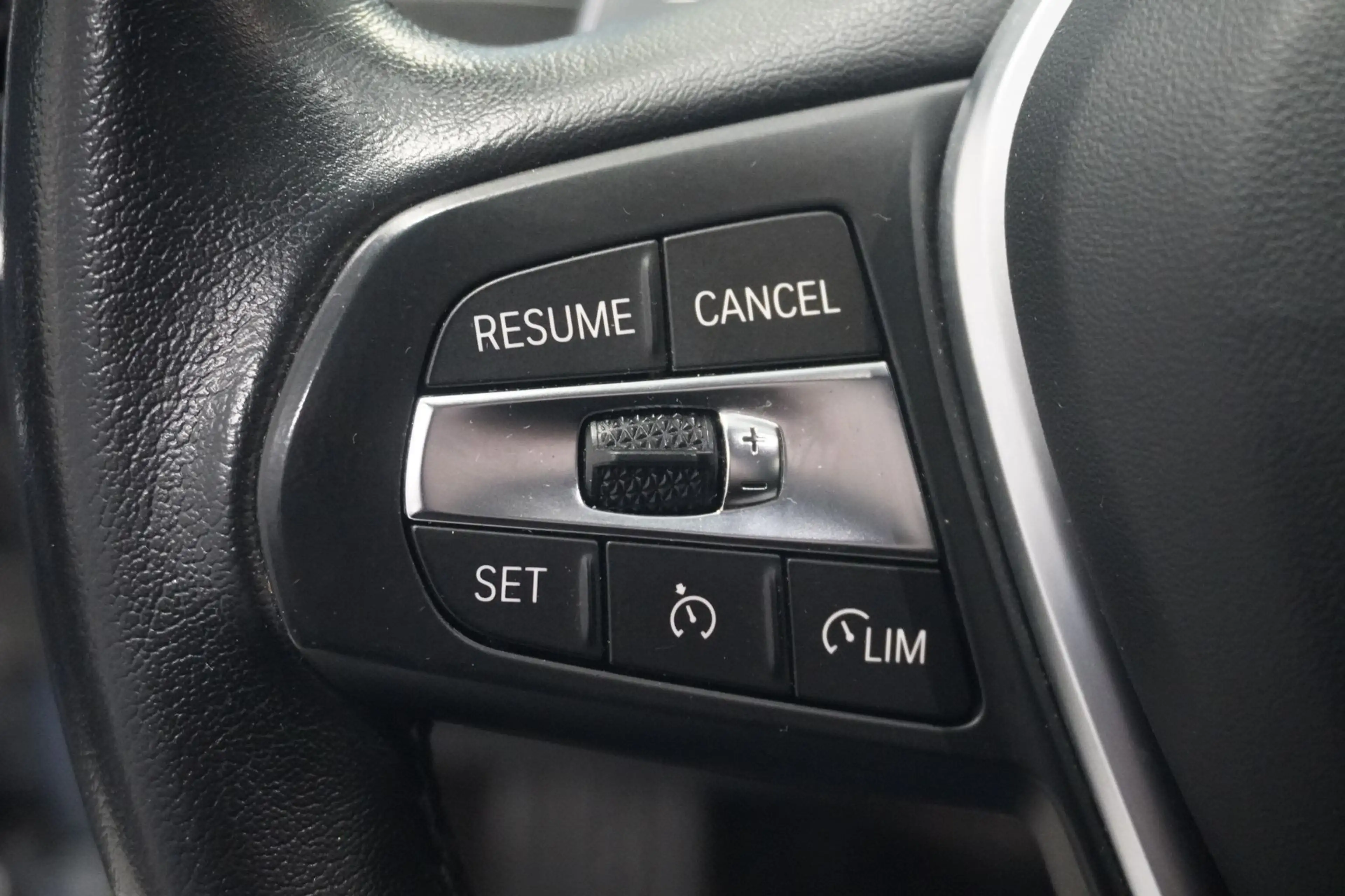 BMW 316 d 48 V Touring Aut. MY23/LED/Nav. Prof. — photo 12