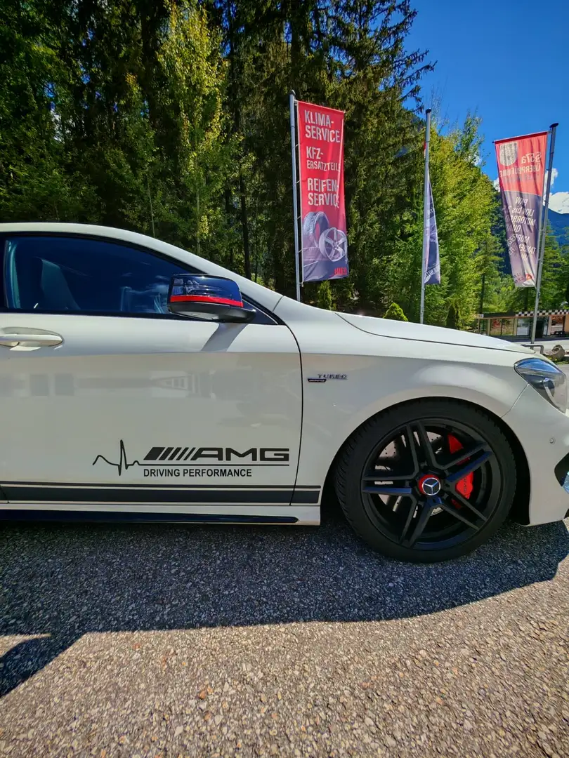 Mercedes-Benz CLA 45 AMG 4MATIC Aut. - 2