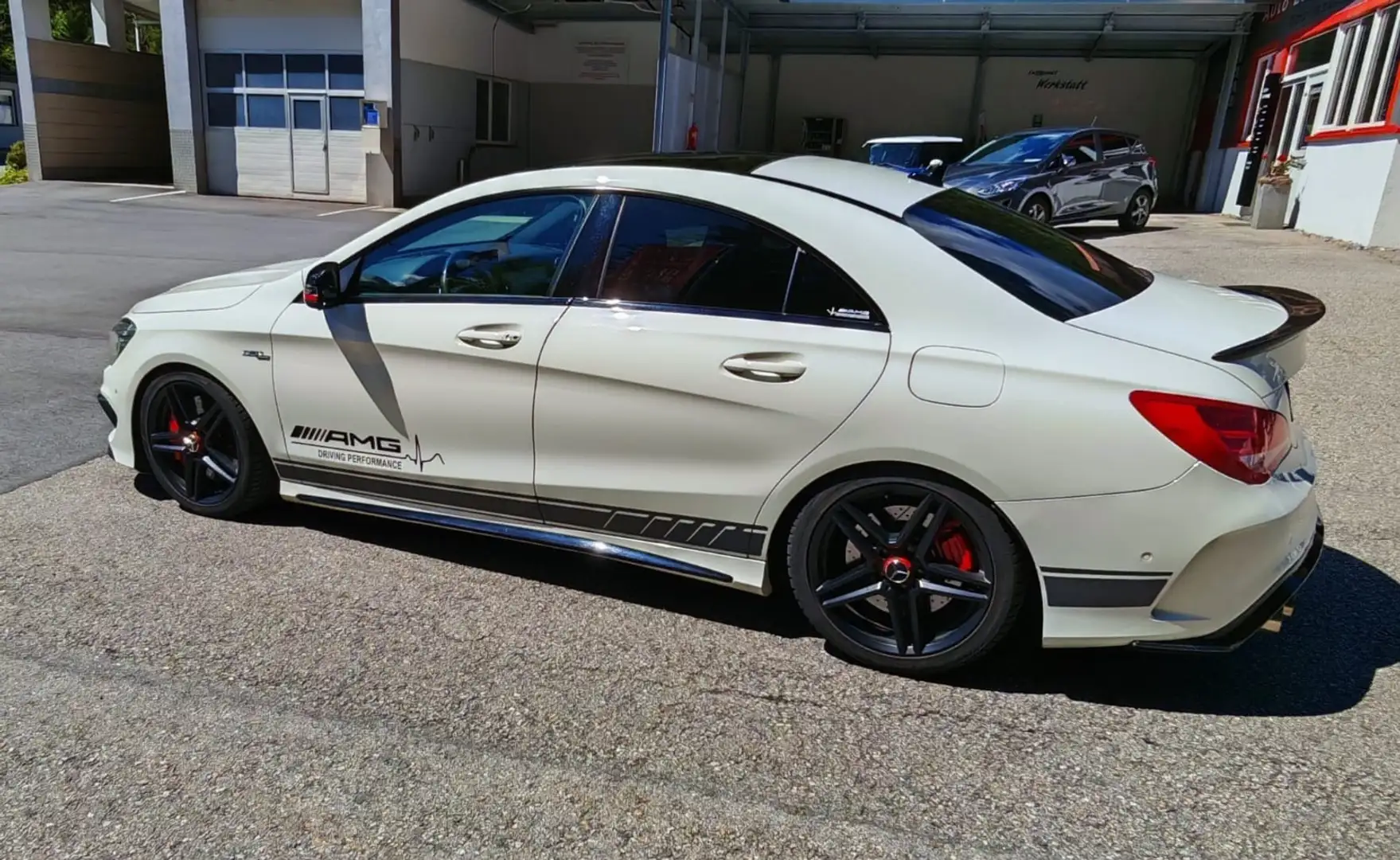 Mercedes-Benz CLA 45 AMG 4MATIC Aut. - 1