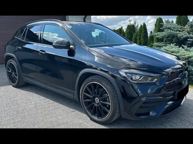 Mercedes-Benz GLA 220 GLA 220 d 8G-DCT AMG Line