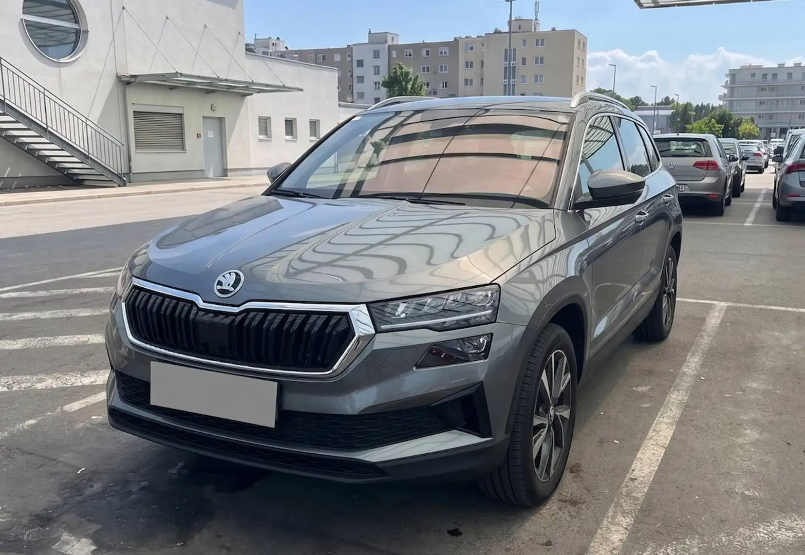 Skoda Karoq Karoq 2,0 TDI DSG Style Style Grau - 1