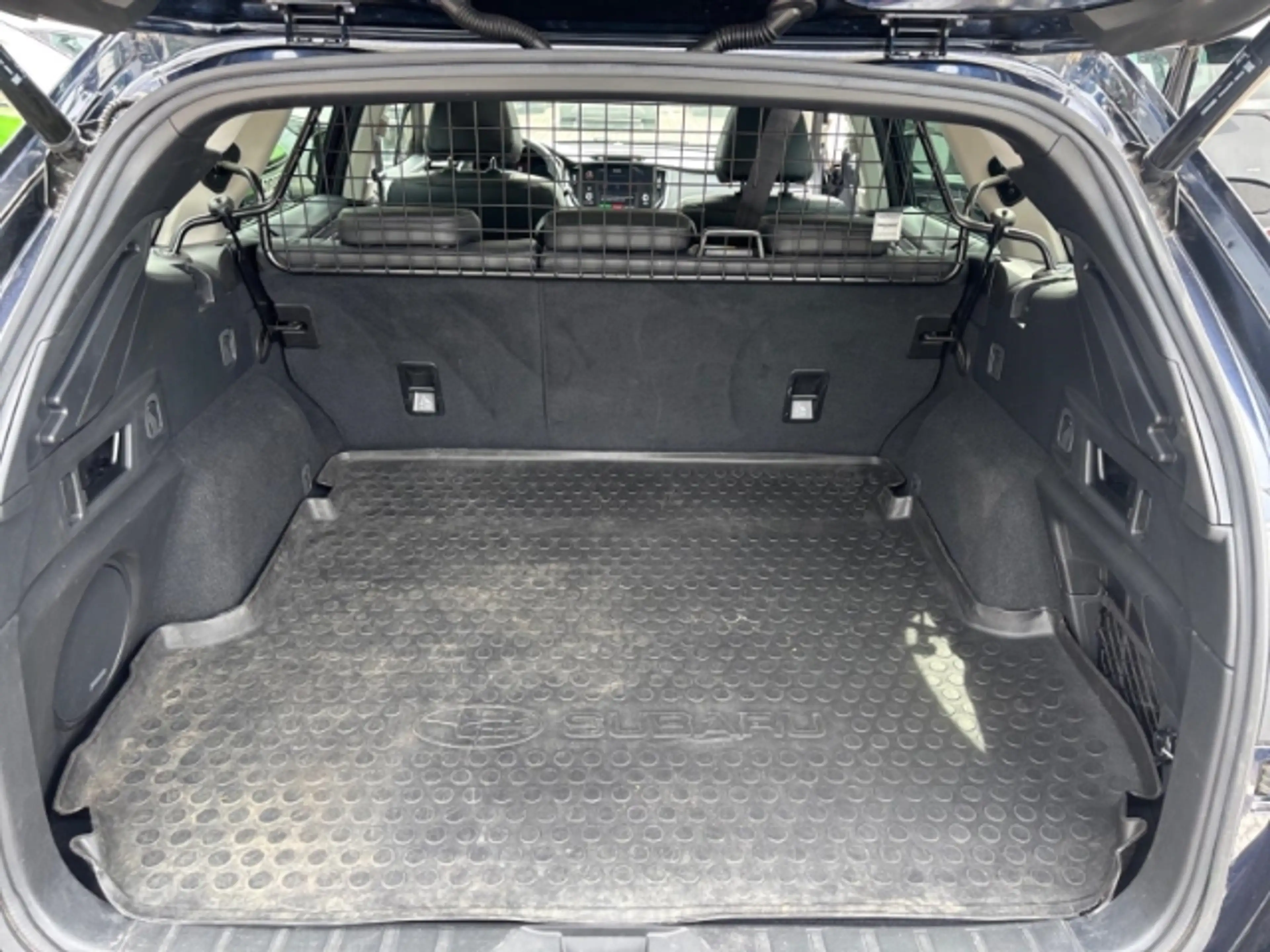 Subaru OUTBACK Platinum 2.5i PANORAMA,LEDER,AHK,NAVI,LED — photo 12