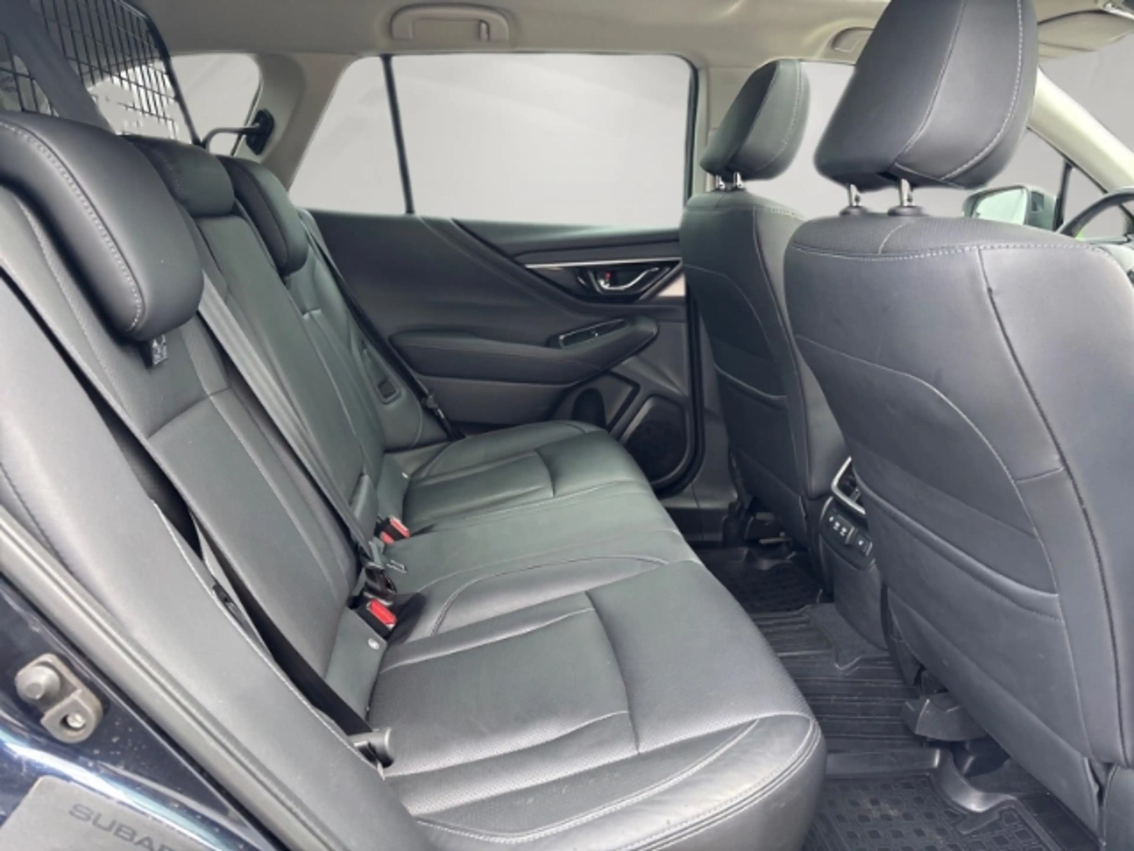 Subaru OUTBACK Platinum 2.5i PANORAMA,LEDER,AHK,NAVI,LED — photo 13