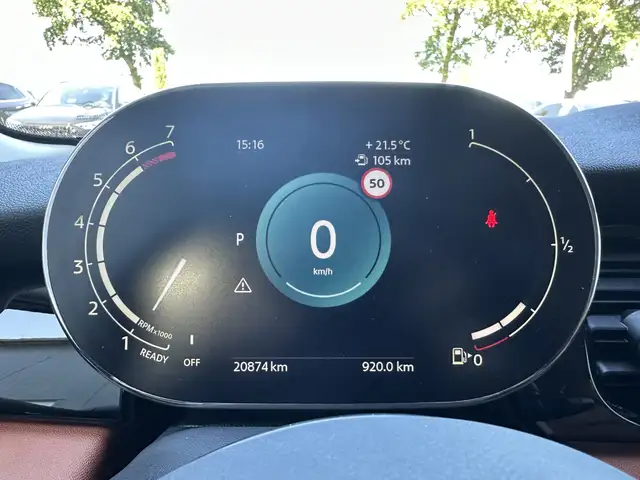 Mini Hatch view 21