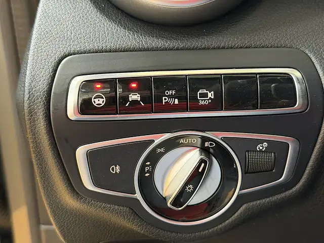 Mercedes-Benz C-Class view 19