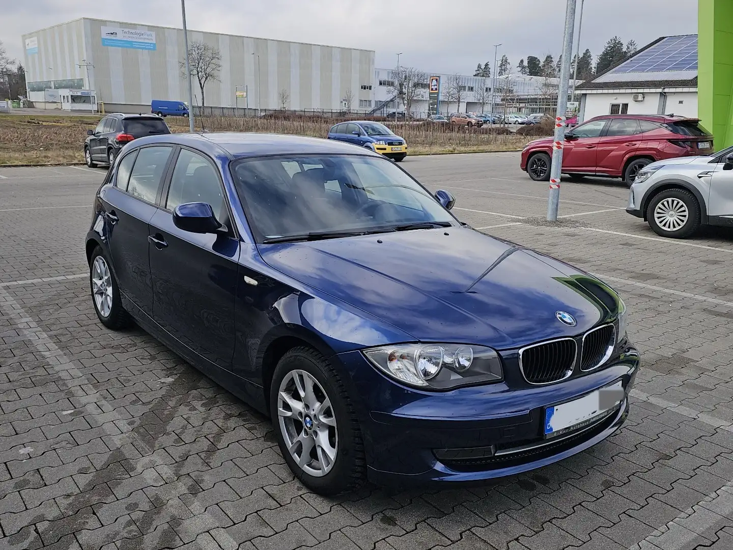 BMW 120 120i - 1