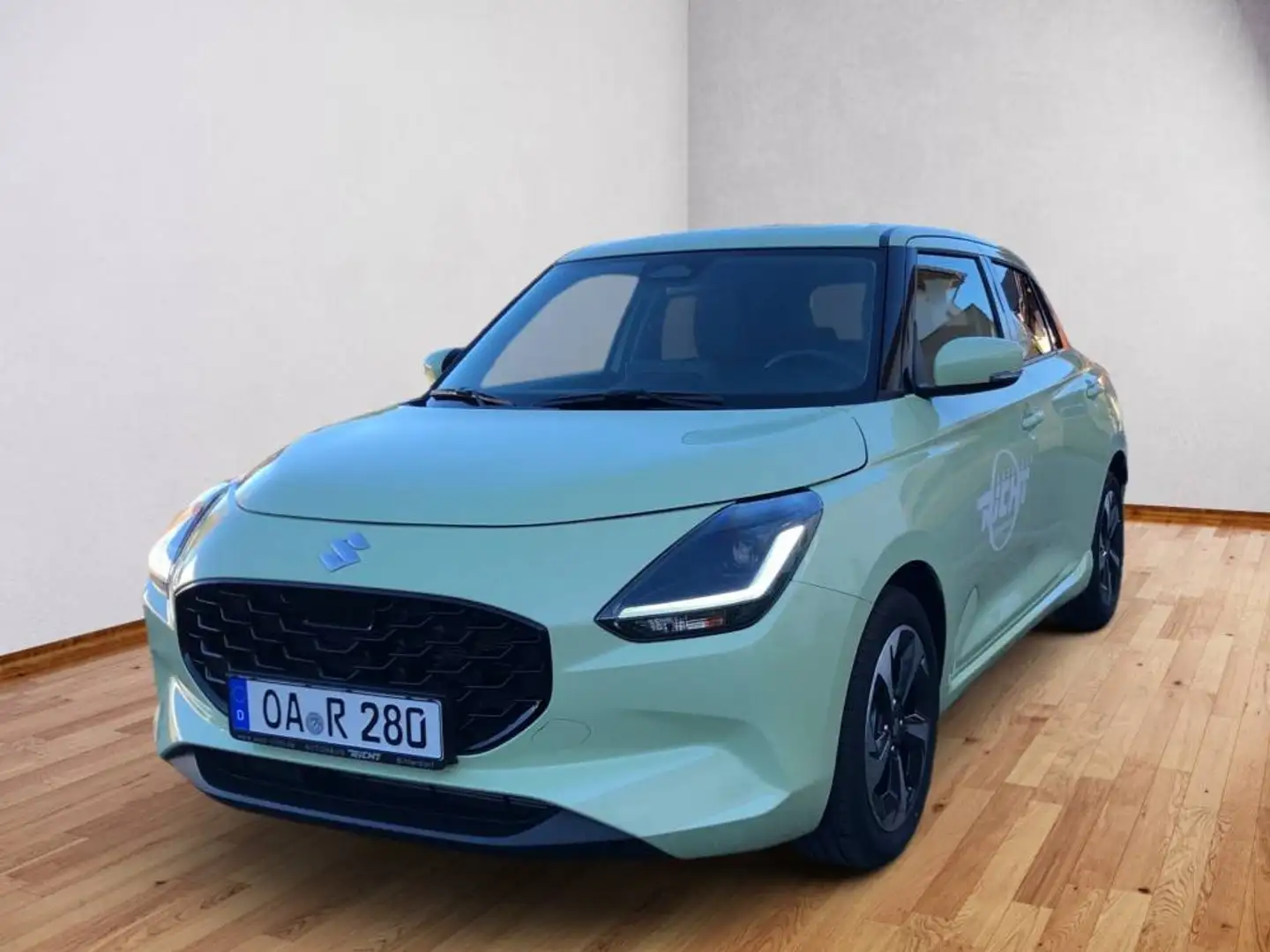 Suzuki Swift SWIFT COMFORT+ HYBRID Gelb - 1