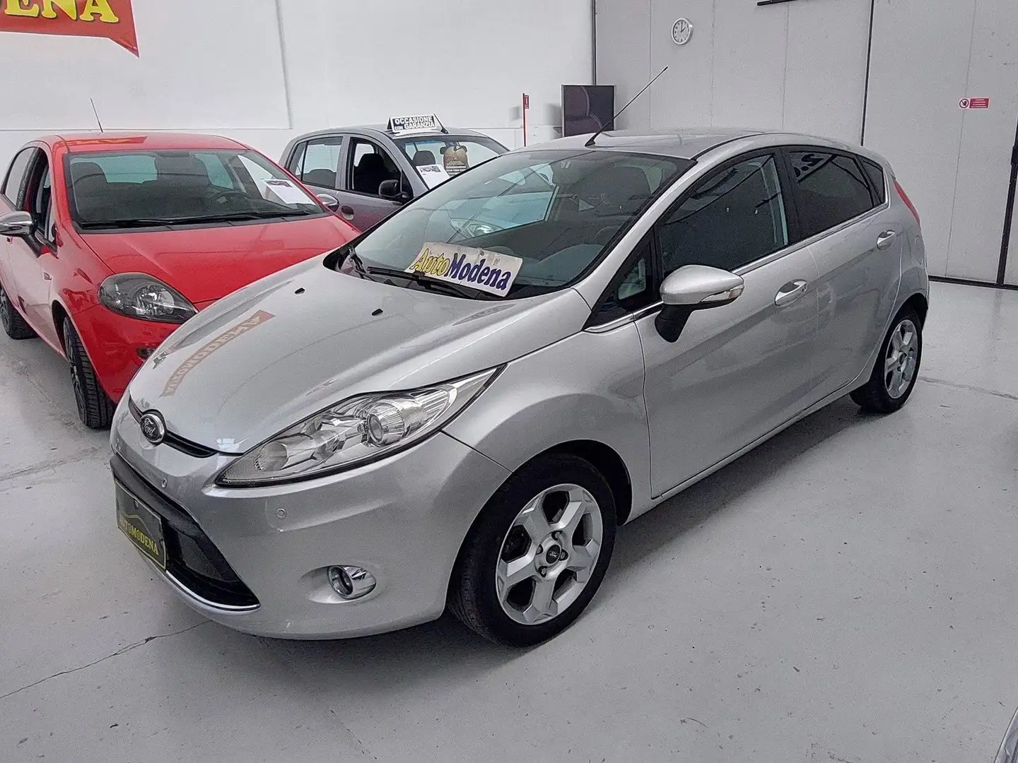 Ford Fiesta Fiesta VI 2008 5p 1.2 16v Titanium c/esp 82cv E5 Grigio - 1