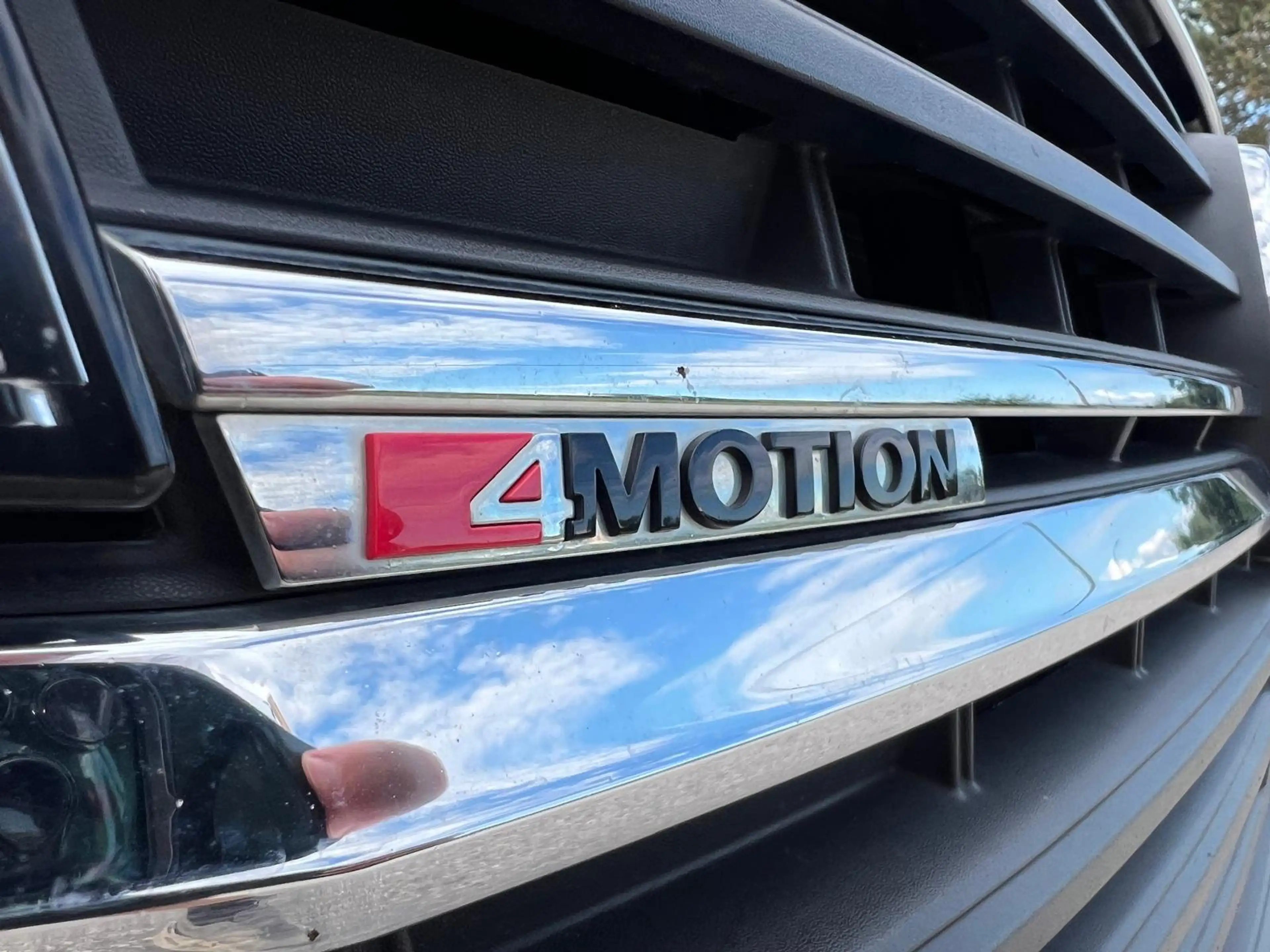Volkswagen T6.1 Transporter 4MOTION DSG LR *ACC*LED*AHK* — photo 11