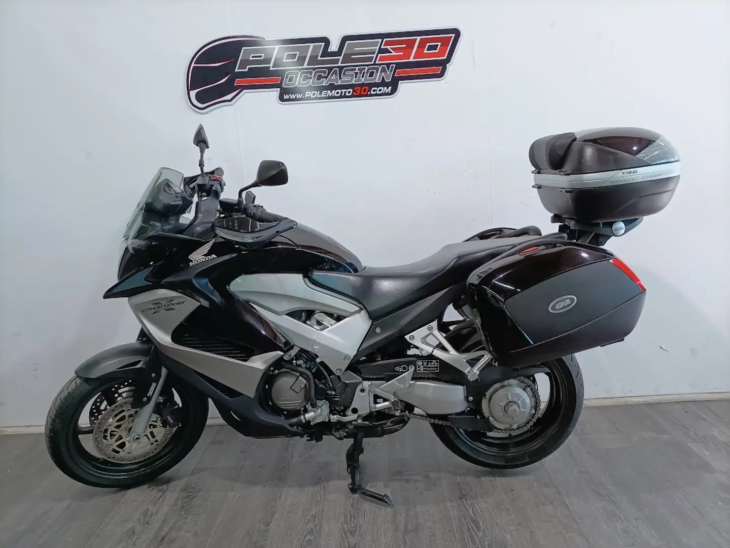 Honda Crossrunner Чорний - 2
