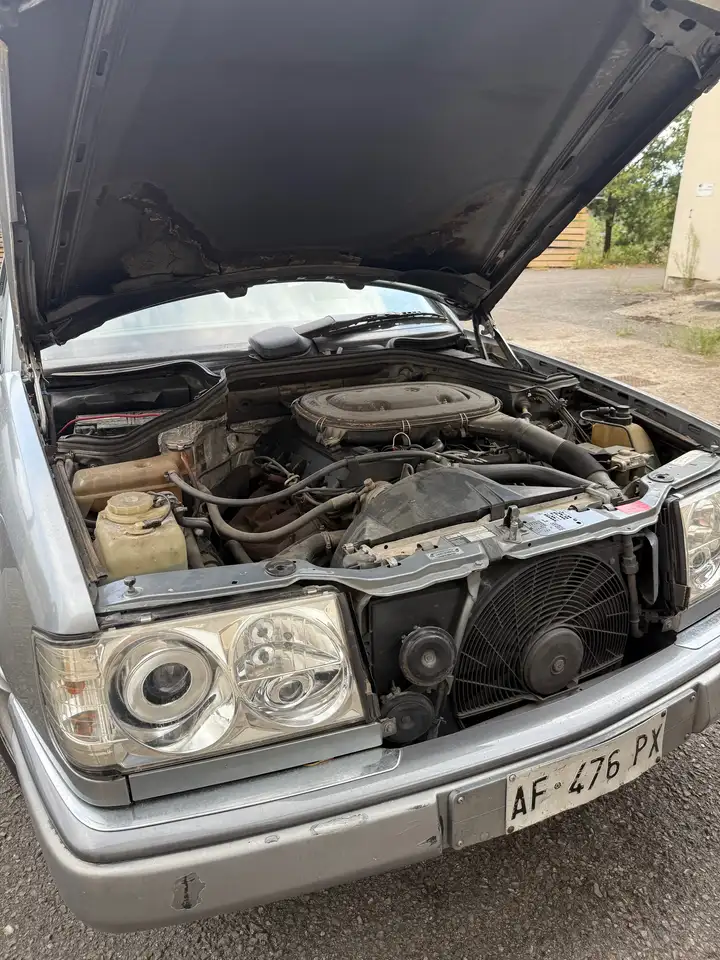 Mercedes-Benz 200 te, foto 2
