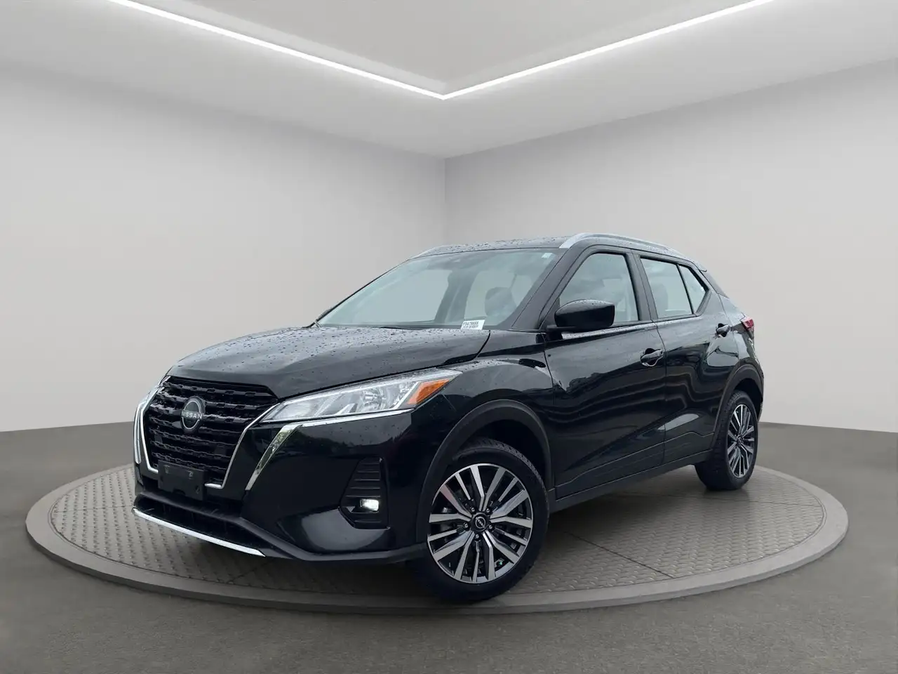 2025 Nissan Kicks