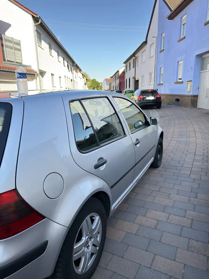 Volkswagen Golf 1.4 Special, foto 2