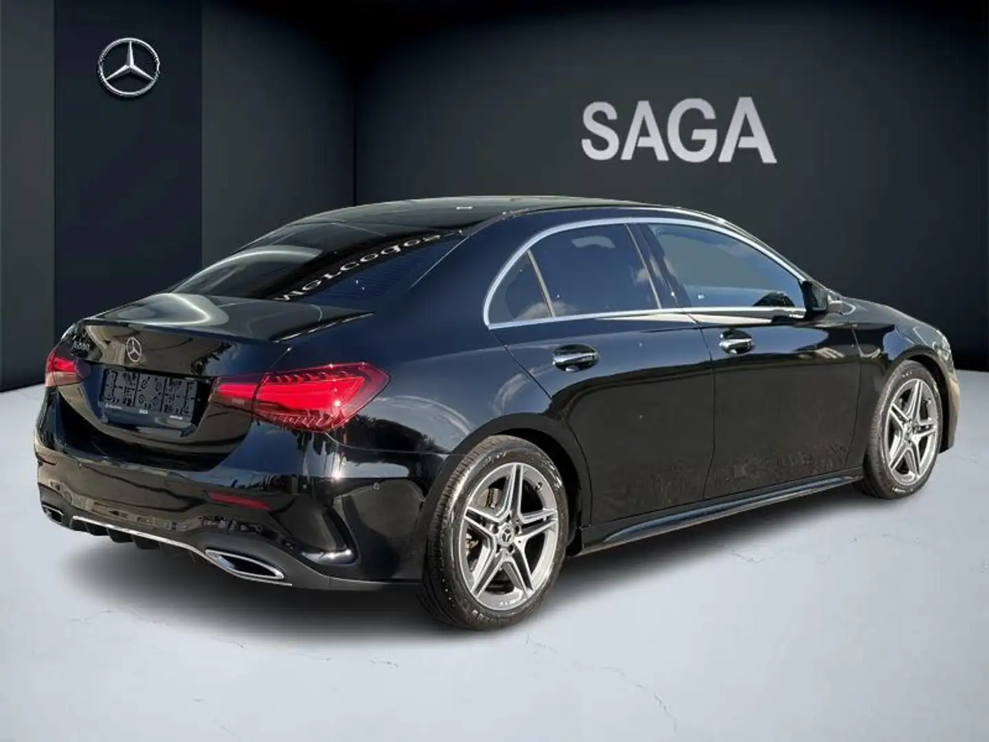 Mercedes-Benz A 200 Berline AMG Line Noir - 2