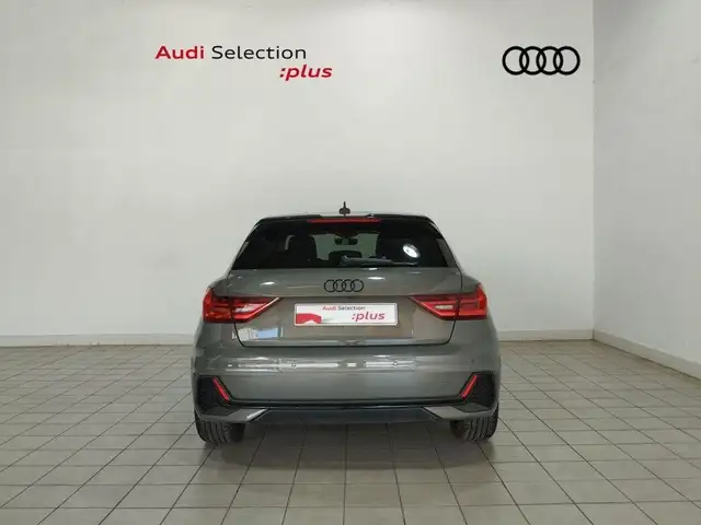 Audi A1 view 5