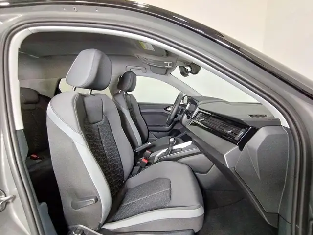 Audi A1 view 8