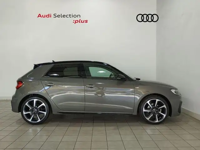 Audi A1 view 3